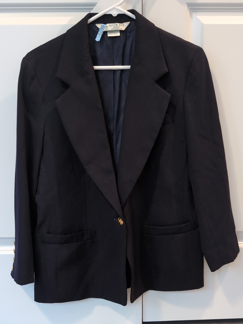 Petite Austin Reed Women's Dark Navy Single-Button Blazer with Gold-Tone Accent